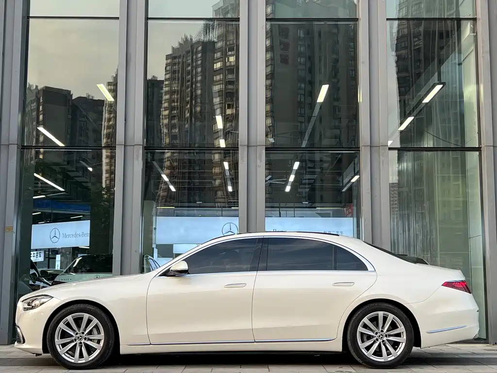 Mercedes-Benz S-Class 2023 — фото 3