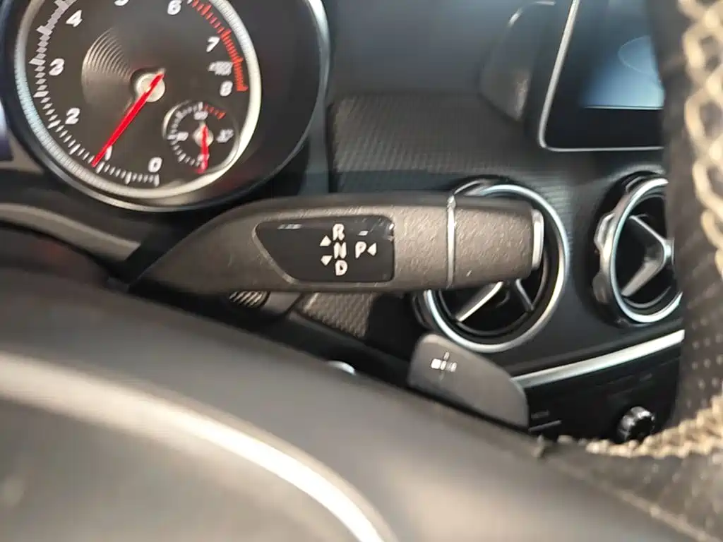 Mercedes-Benz GLA 2019 — фото 14