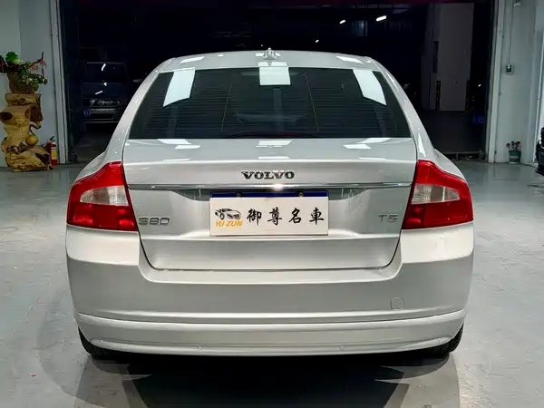 Volvo S80L 2009