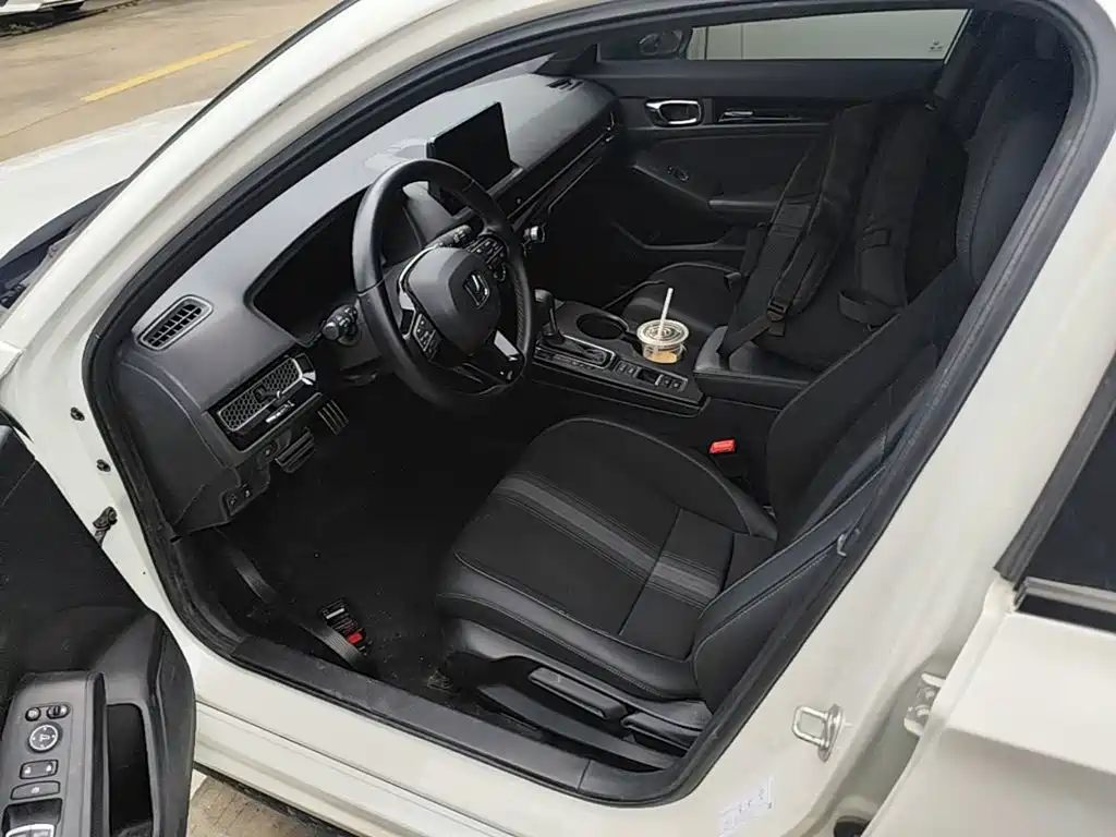 Honda Civic 2022 — фото 15