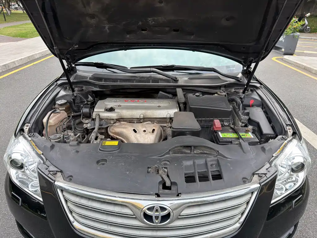 Toyota Camry 2008 — фото 21