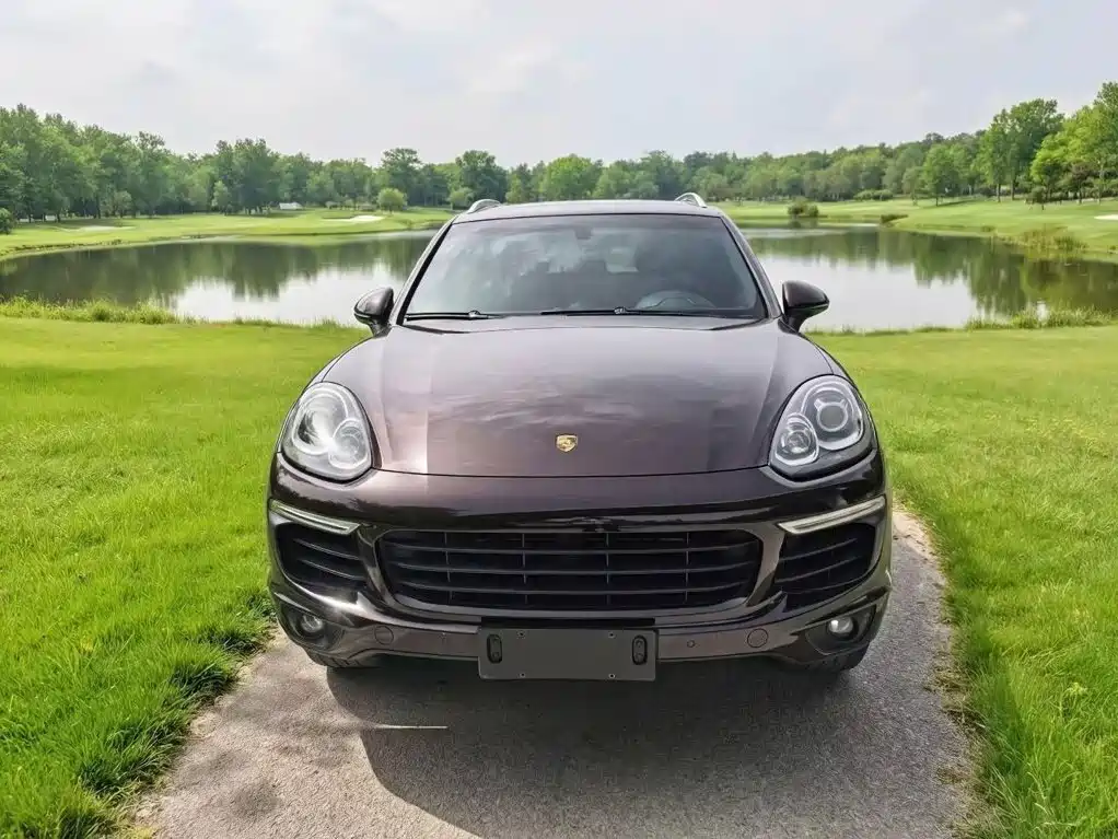 Porsche Cayenne 2016
