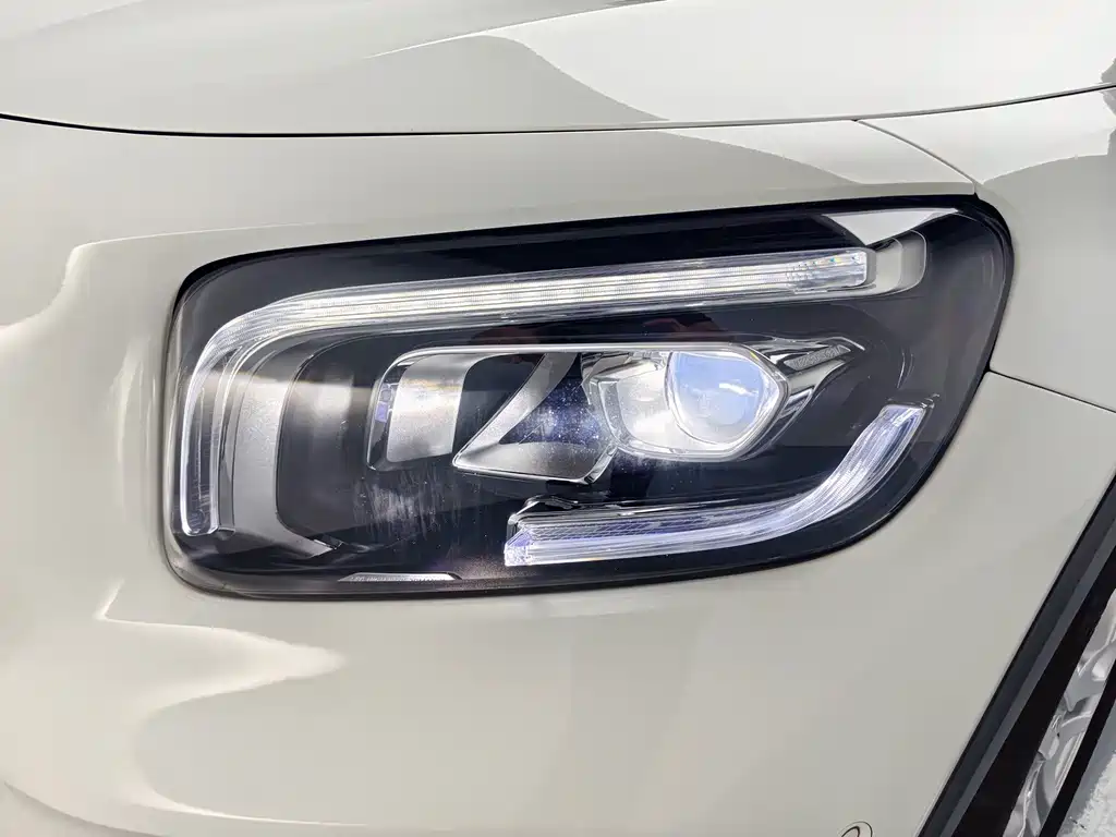 Mercedes-Benz GLB 2022 — фото 12