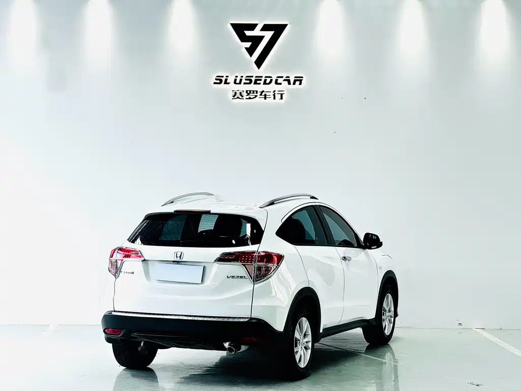 Honda Vezel 2016