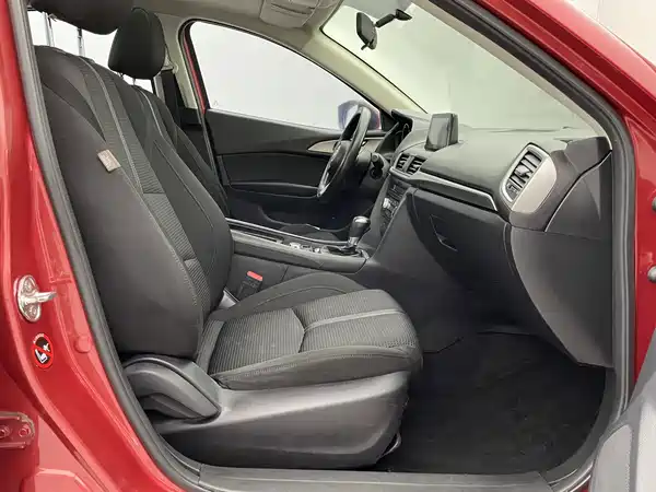 Mazda 3 Axela 2017