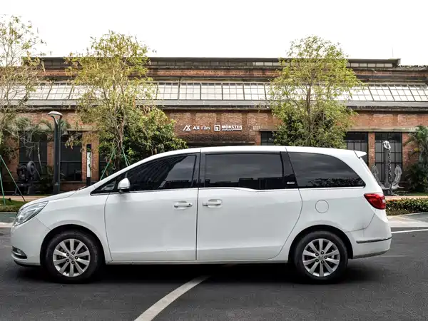 Buick GL8 2014