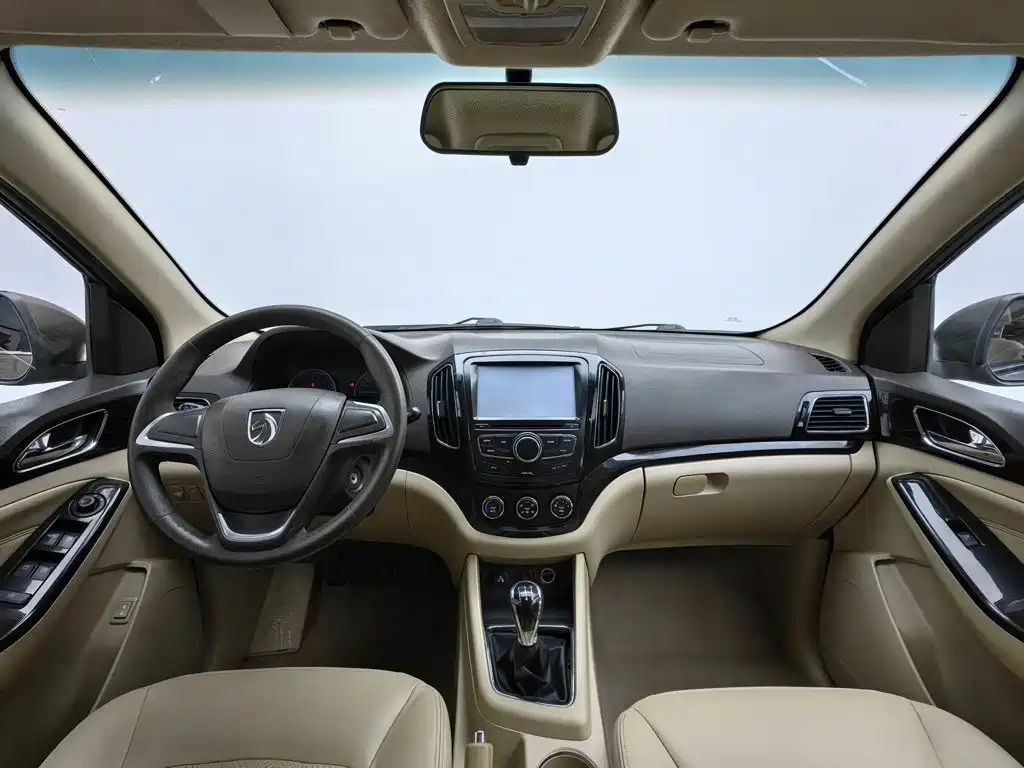 Baojun 730 2016