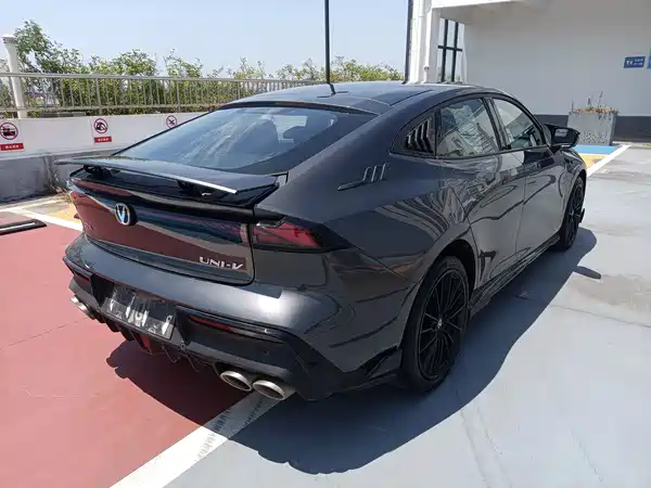 Changan UNI-V 2023