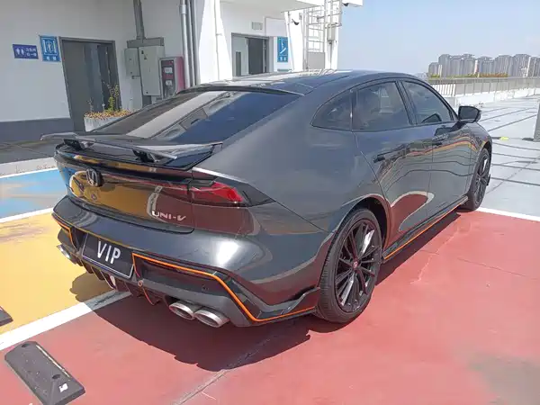Changan UNI-V 2022