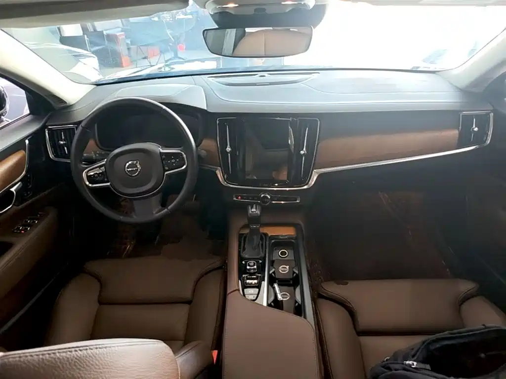 Volvo S90 2020 — фото 10