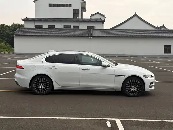 Jaguar XEL 2021