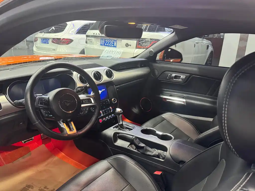 Ford Mustang 2020 — фото 10