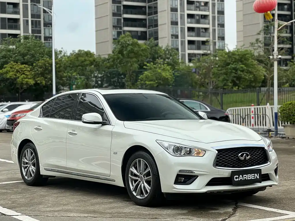 Infiniti Q50L 2018 — фото 3