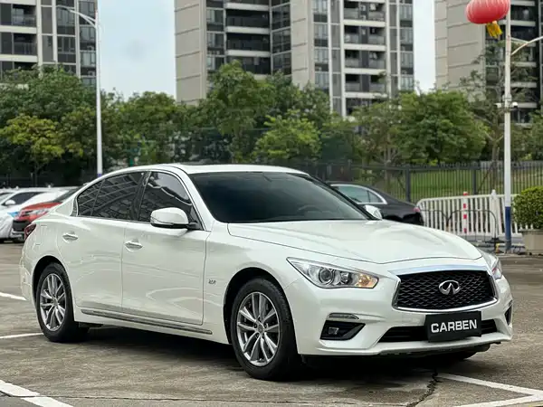 Infiniti Q50L 2018