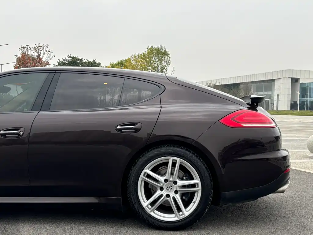 Porsche Panamera 2013 — фото 3