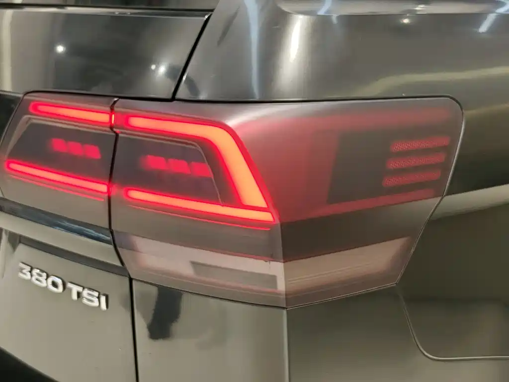 Volkswagen Teramont 2018 — фото 12