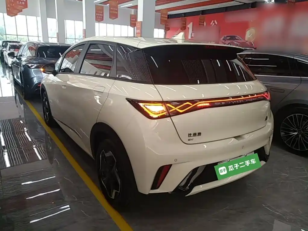 BYD Dolphin 2023