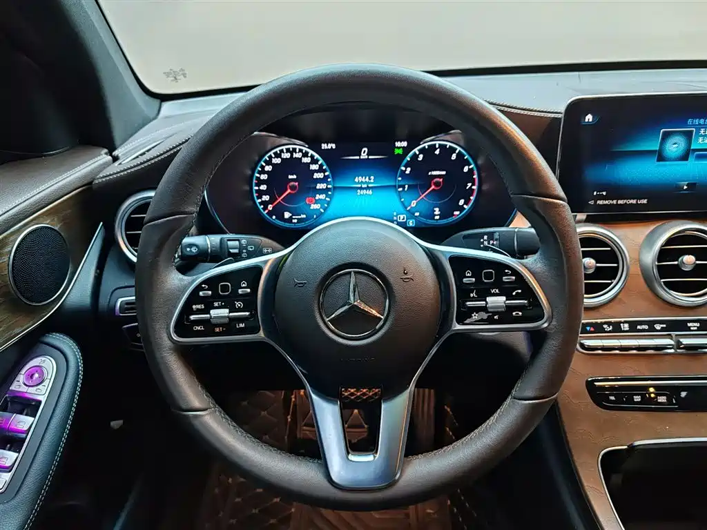 Mercedes-Benz GLC 2022 — фото 13