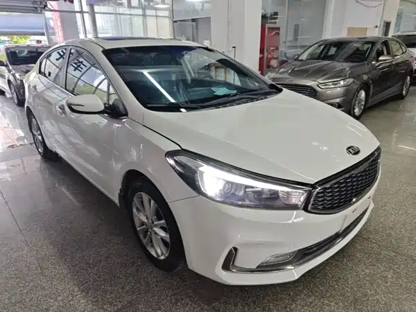 Kia K3 2016