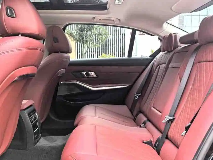 BMW i3 2025