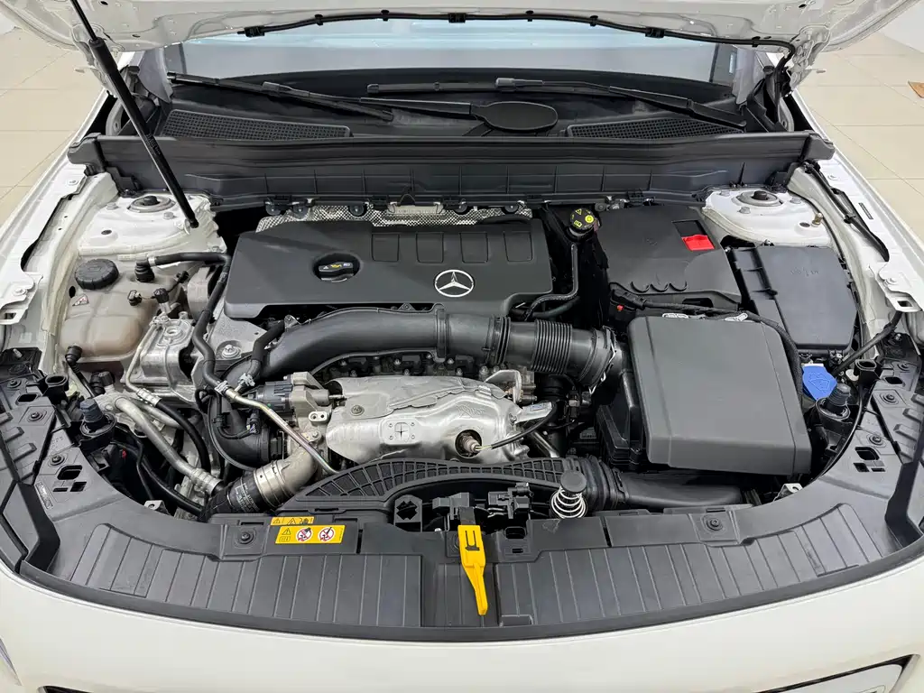 Mercedes-Benz GLB 2023 — фото 12