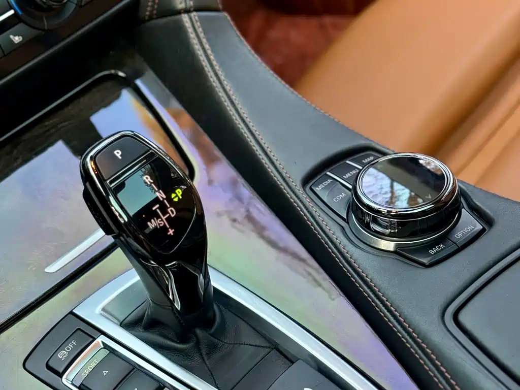 BMW 6 Series 2017 — фото 24