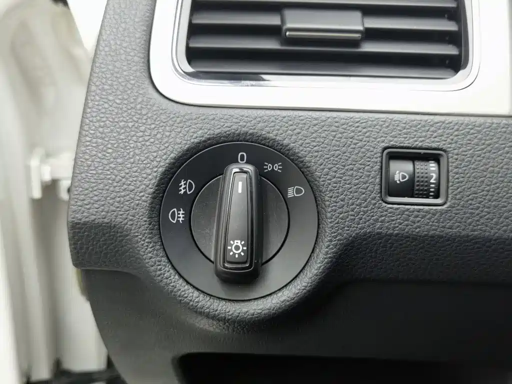 Skoda Rapid 2019 — фото 21