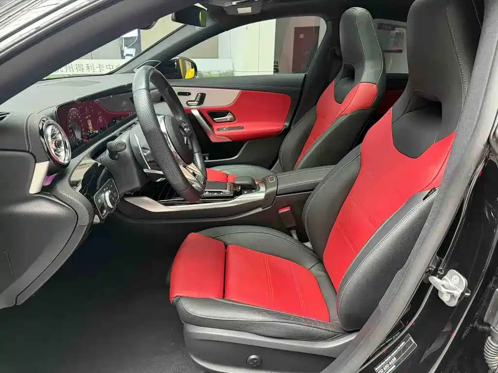 Mercedes-Benz CLA AMG 2023 — фото 8