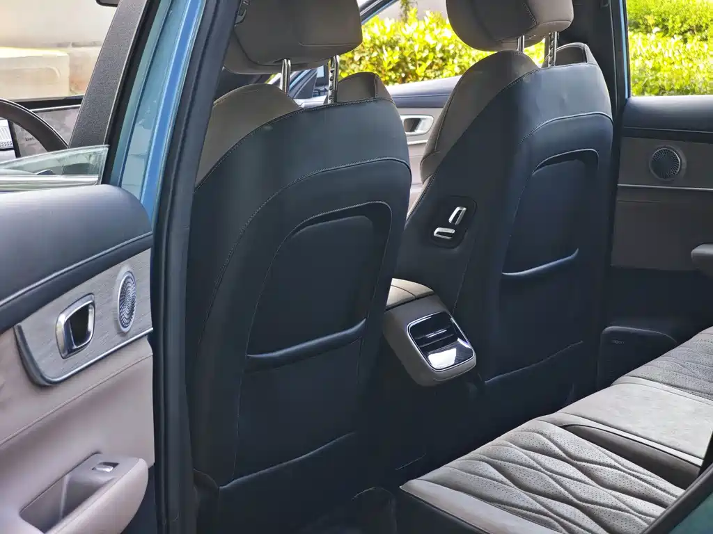 Chery Tiggo 8 PLUS C-DM 2025 — фото 13