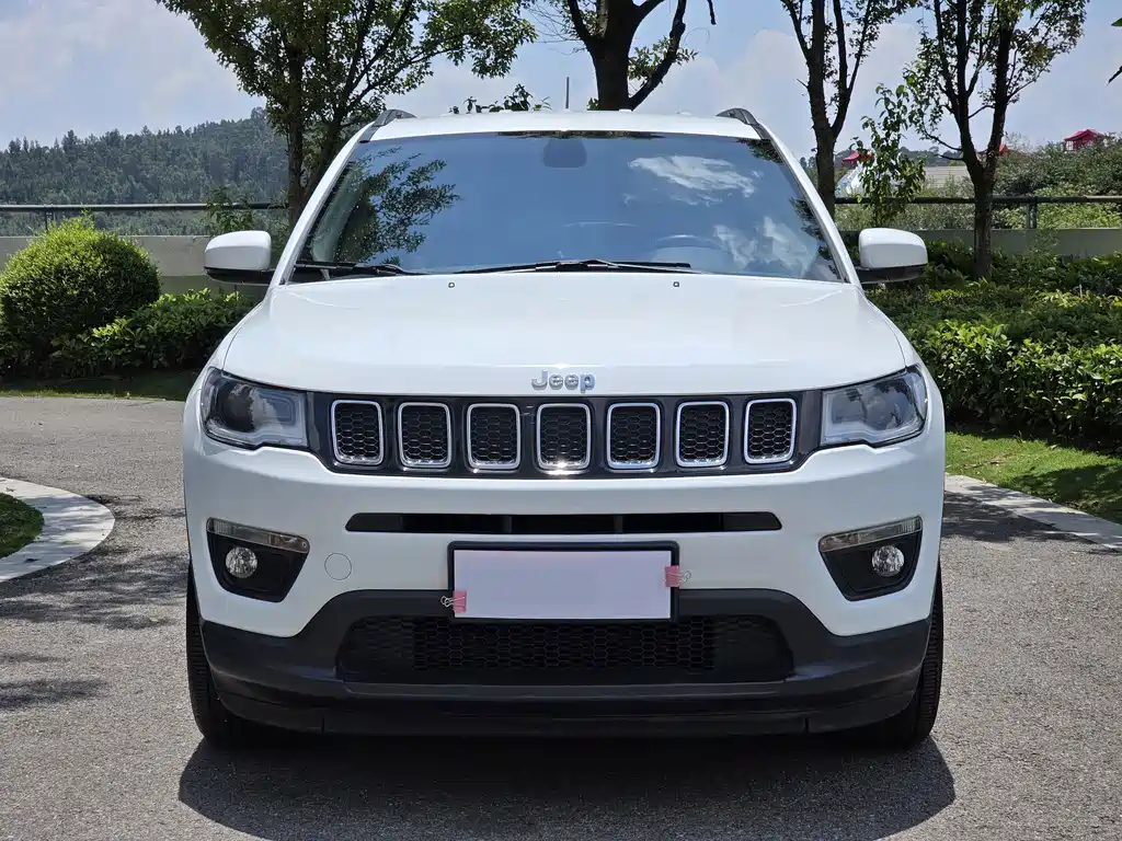 Jeep Compass 2017 — фото 2