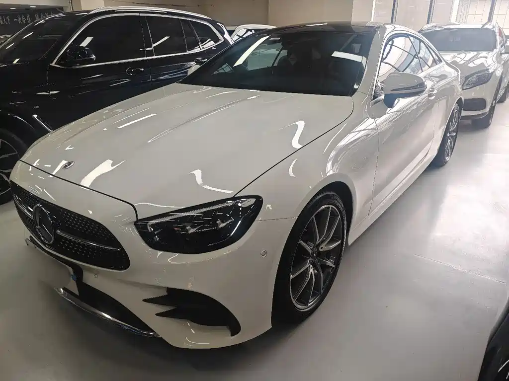 Mercedes-Benz E-Class 2023