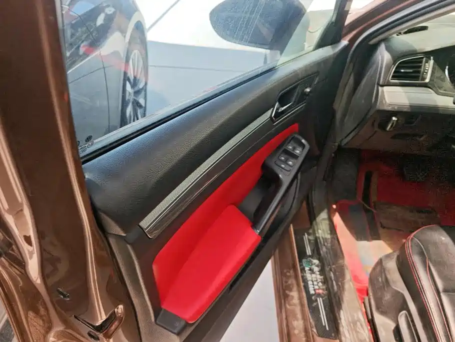 Volkswagen Lamando 2016