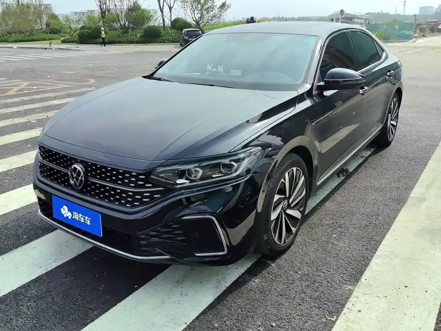Volkswagen Passat 2021