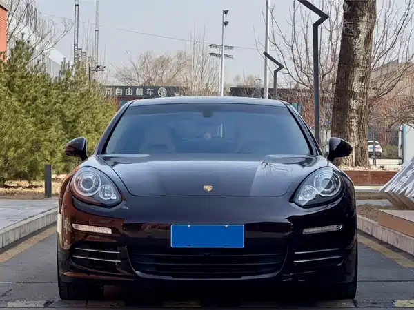 Porsche Panamera 2016