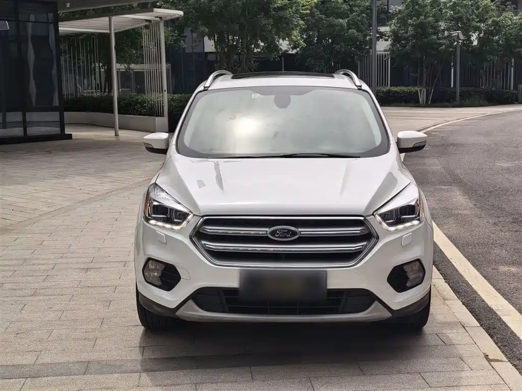 Ford Kuga 2018 — фото 6