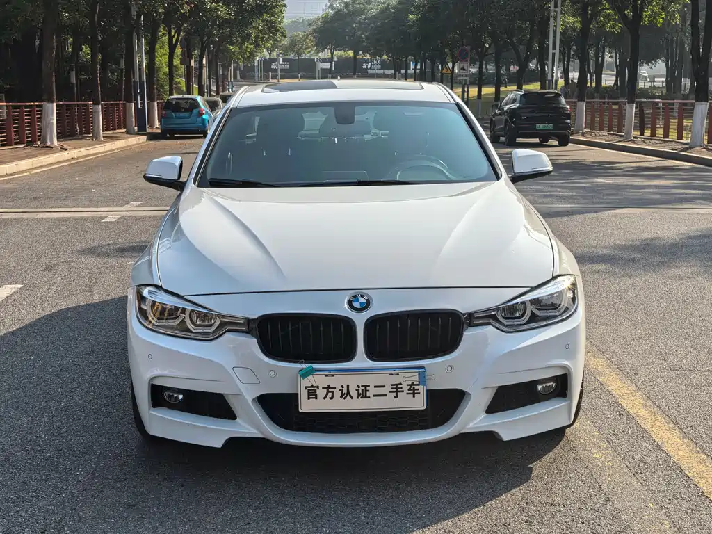 BMW 3 Series 2018 — фото 2