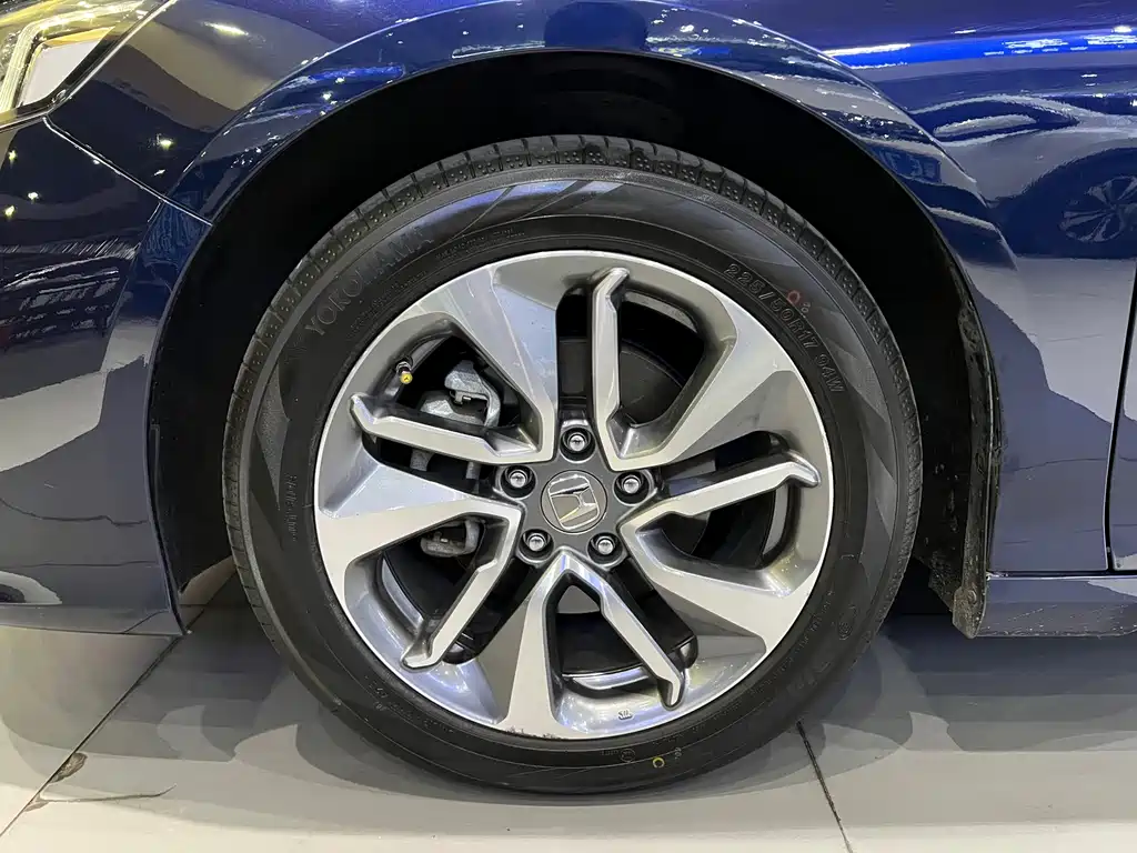 Honda Inspire 2020 — фото 20