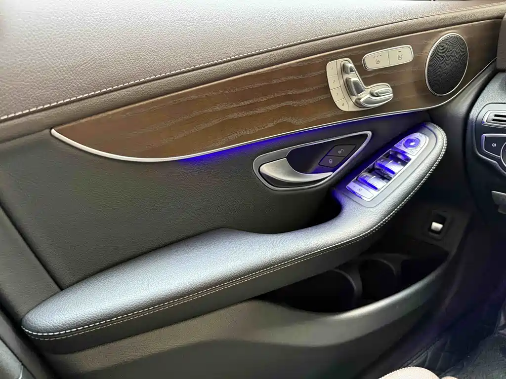 Mercedes-Benz GLC 2022 — фото 11