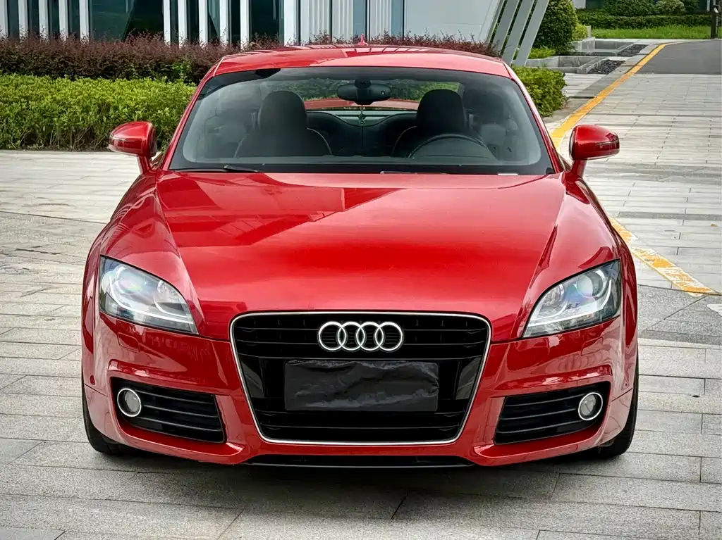 Audi TT 2011 — фото 2