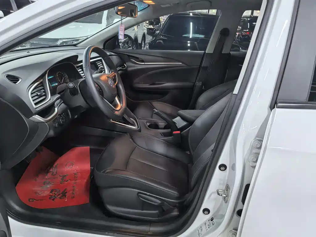 Buick Excelle 2021