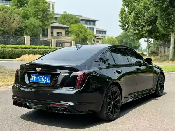 Cadillac CT5 2023