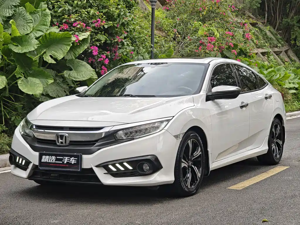 Honda Civic 2017 — фото 1