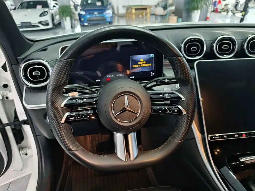 Mercedes-Benz C-Class 2022 — фото 12