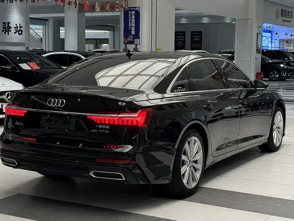 Audi A6L 2020
