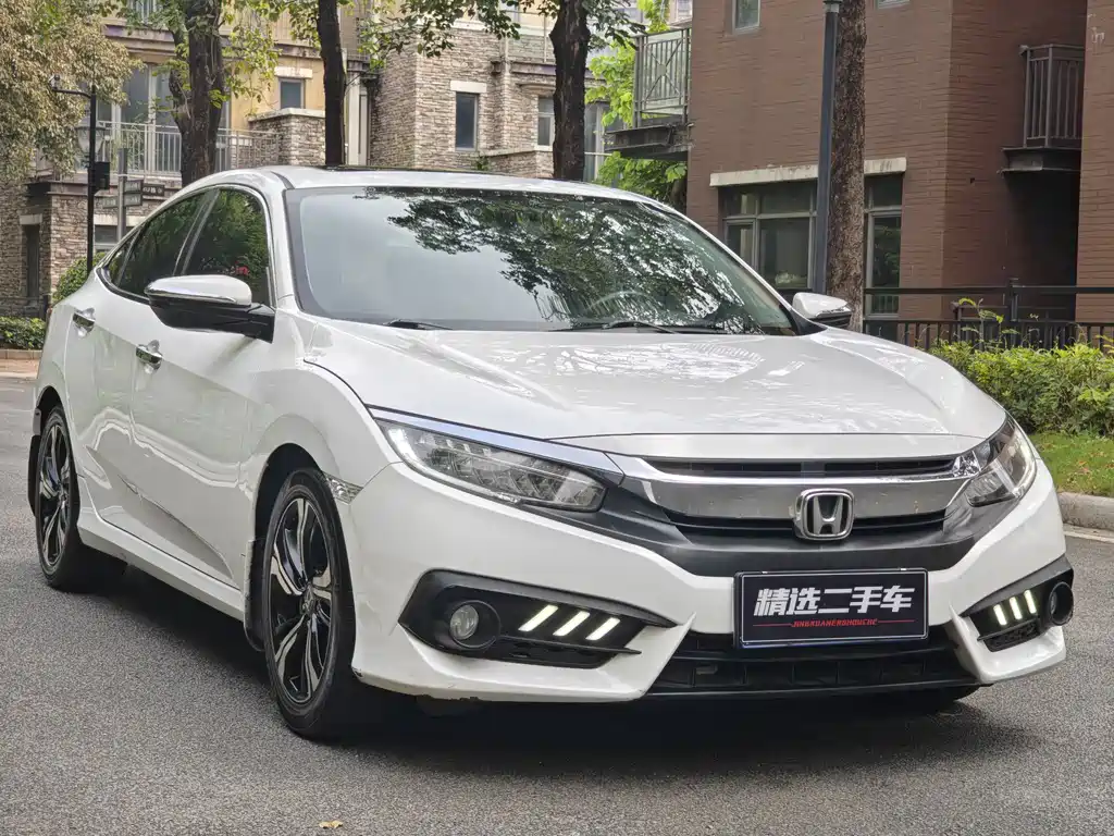 Honda Civic 2017 — фото 3