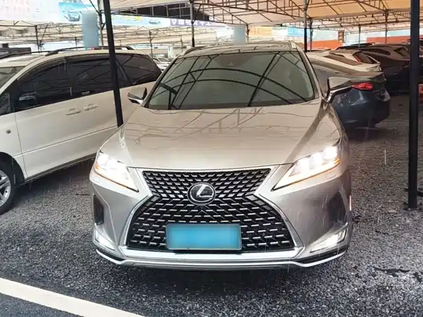 Lexus RX 2020