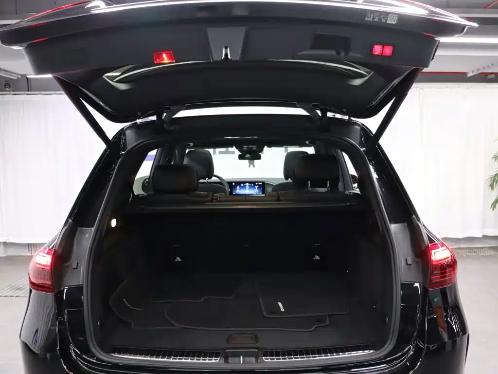 Mercedes-Benz GLE AMG 2024 — фото 31