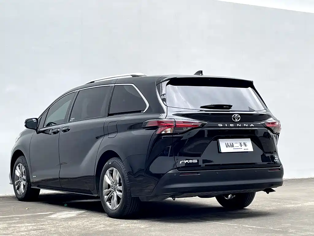 Toyota Sienna 2025 — фото 36
