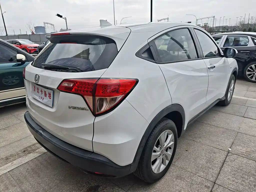 Honda Vezel 2017 — фото 4