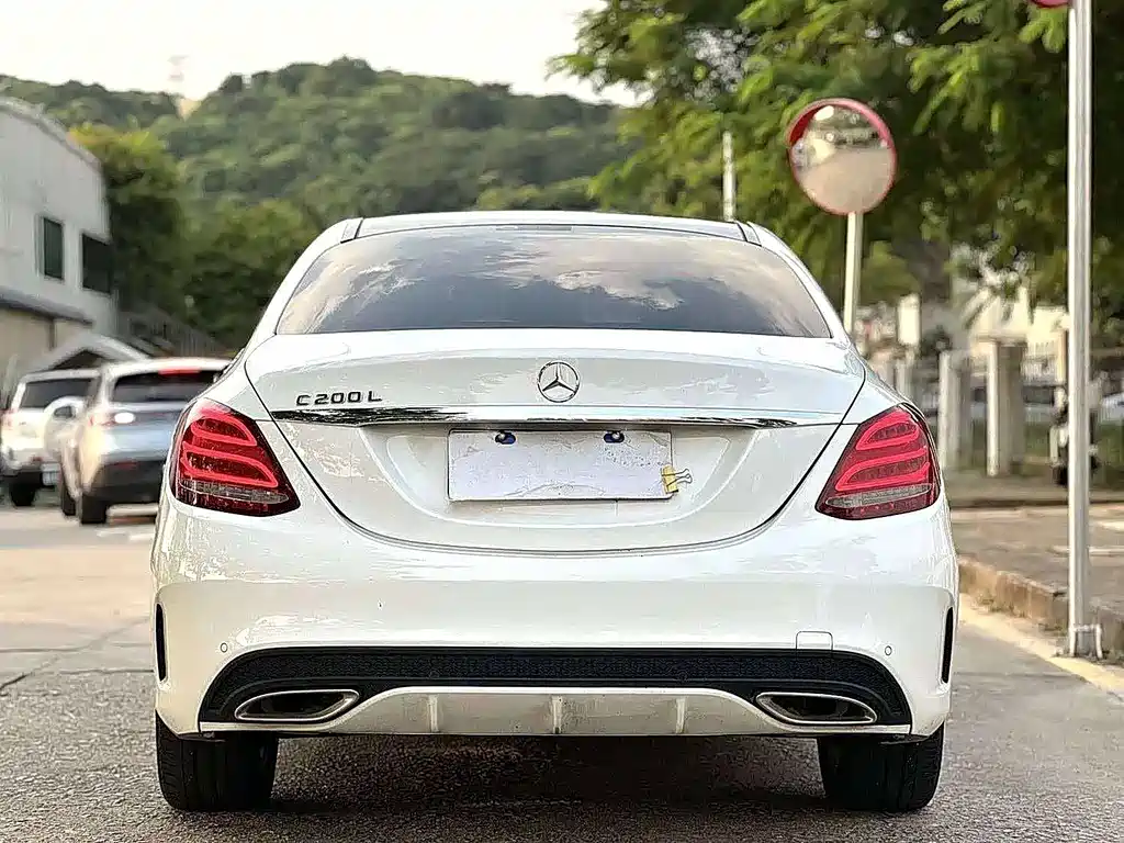 Mercedes-Benz C-Class 2018 — фото 12